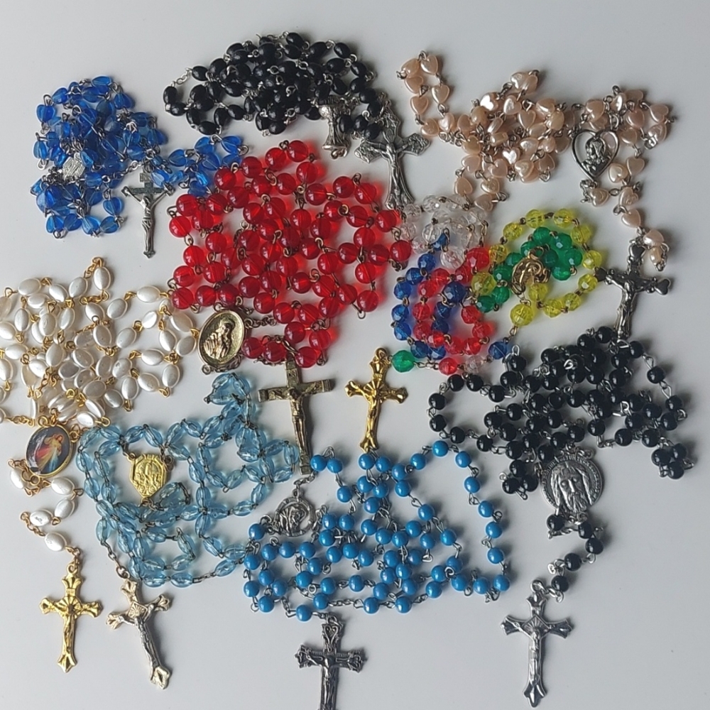 9 Vintage Plastic Catholic Rosaries Destash Lot